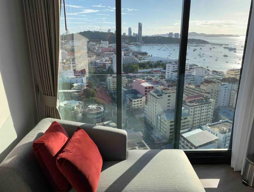 The Edge Central Pattaya Seaview With Infinity Pool & Free Netflix Bagian luar foto